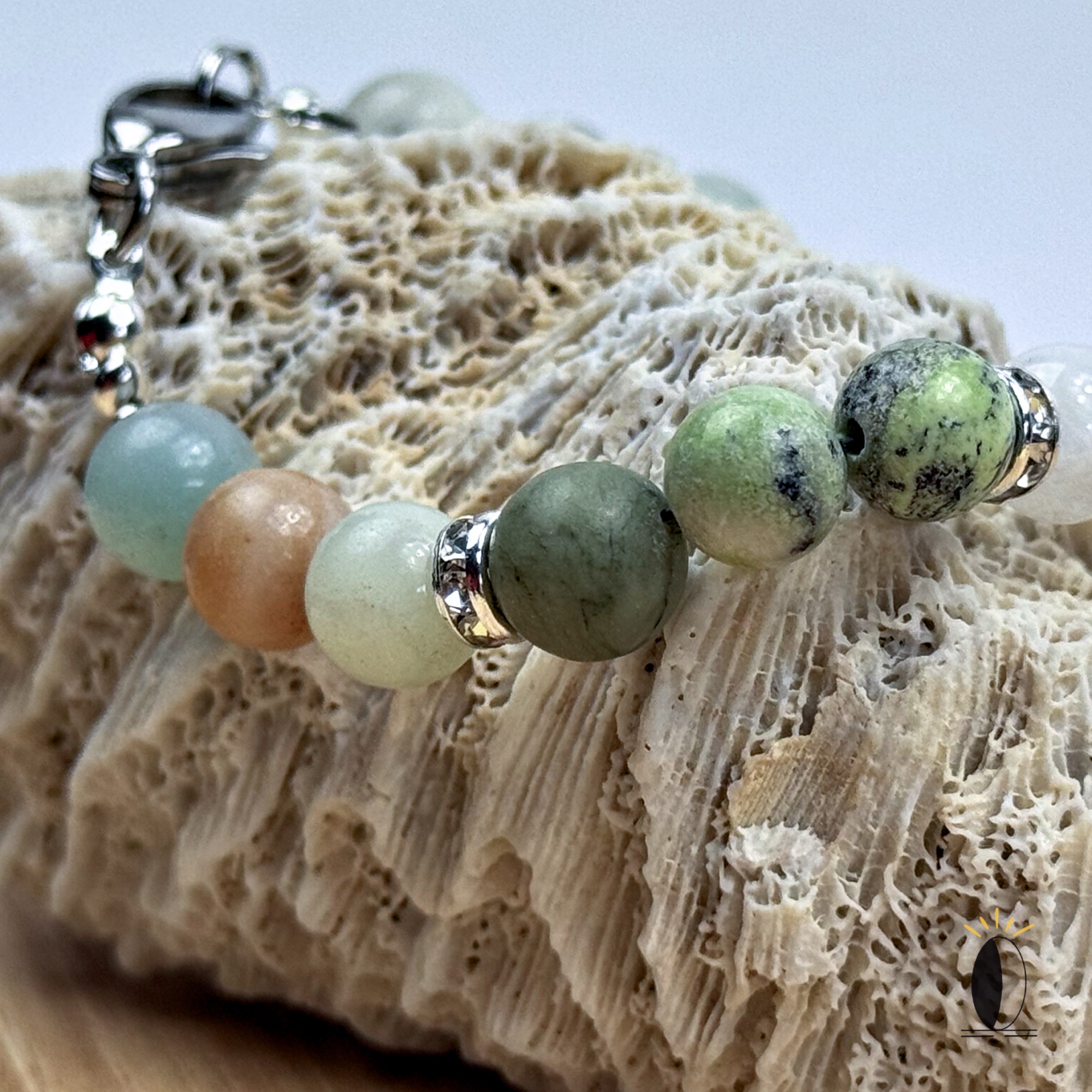 Bransoletka z kamieniami naturalnymi: księżycowy, chryzopraz, amazonit kamienie szlachytny Bransoletka z kamieniami naturalnymi: księżycowy, chryzopraz, amazonit - obrazek 4