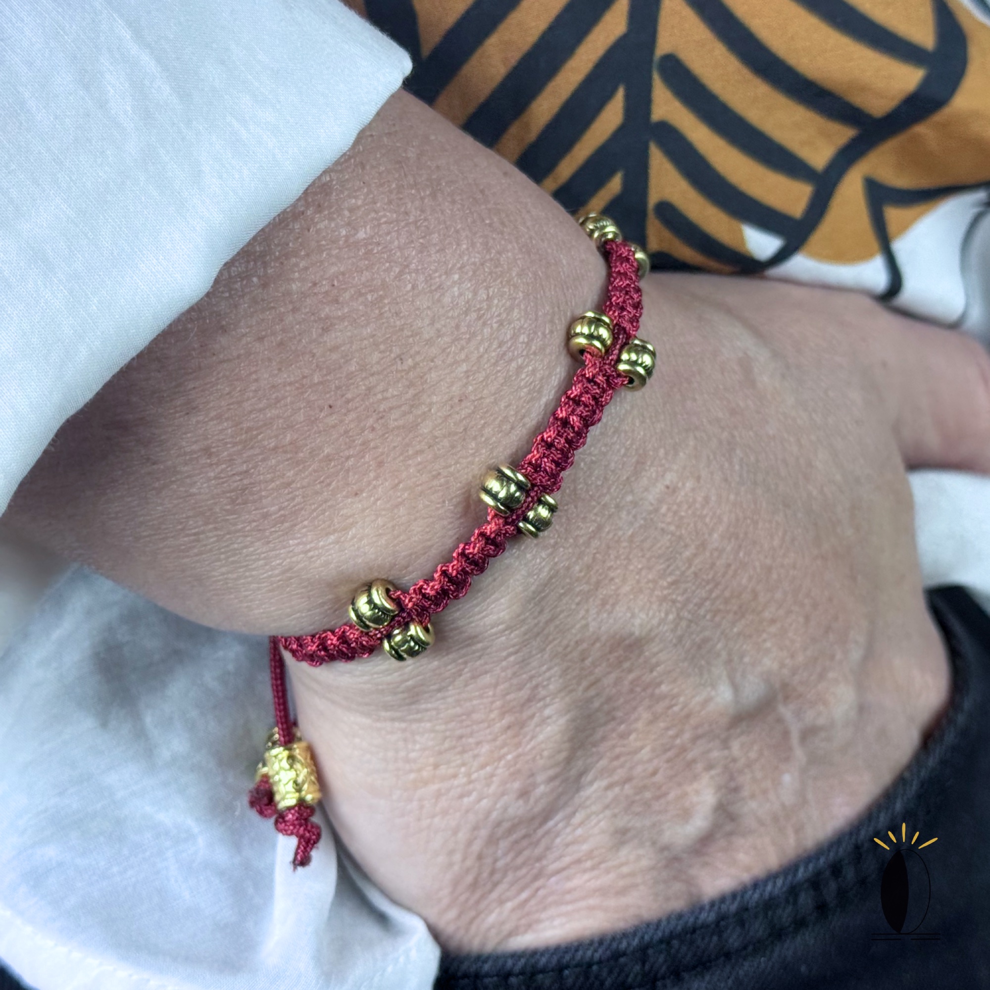 Bransoletka z czerwonego sznurka linia Bransoletka z liny kolor czerwony